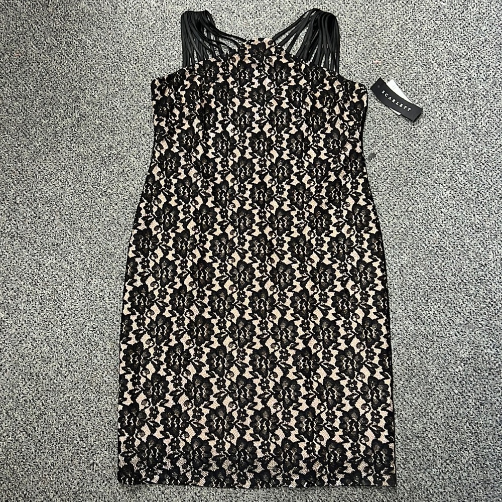 SCARLETT | nude/blk overlay shimmer strappy cocktail dress